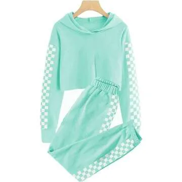 Trendy 2 Piece Girls Outfit with Crop Tops & Sweats