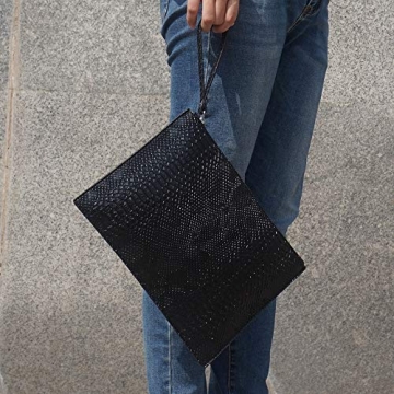 NIGEDU Snakeskin PU Leather Clutch Bag for Women