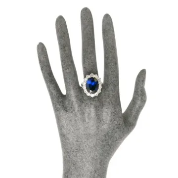 Kate Middleton Inspired Blue Sapphire Engagement Ring
