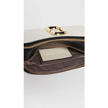 Shop the Marc Jacobs Women's The Snapshot Purse Now