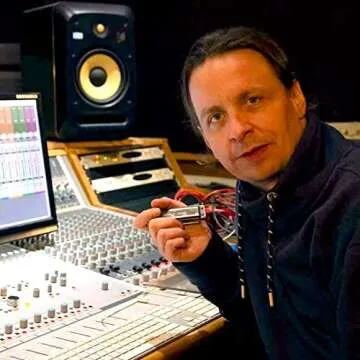 East top Harmonica, Diatonic Blues Deluxe Harmonica Key of C, 10 Holes 20 Tones Blues Harp Mouth Organ Harmonica For Adults, Beginners, Professionals and Students, as a Gift（Silver grey）