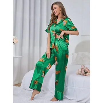 WDIRARA Women's Satin Tiger Print Pajama Set - Comfort & Style