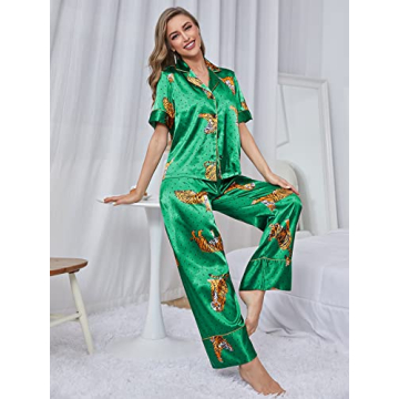 WDIRARA Women's Satin Tiger Print Pajama Set - Comfort & Style