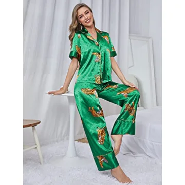 WDIRARA Women's Satin Tiger Print Pajama Set - Comfort & Style