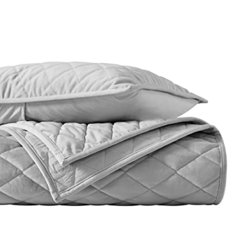 Vera Wang Luxurious Velvet Queen Quilt Set With Shams