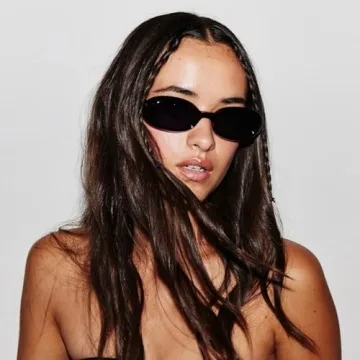 Trendy GUVIVI Oval Sunglasses for Women Stylish Retro Shades