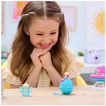 Hatchimals Alive, Hungry Hatchimals Playset with Highchair Toy and 2 Mini Figures in Self-Hatching Eggs, Kids Toys for Girls and Boys Ages 3 and up