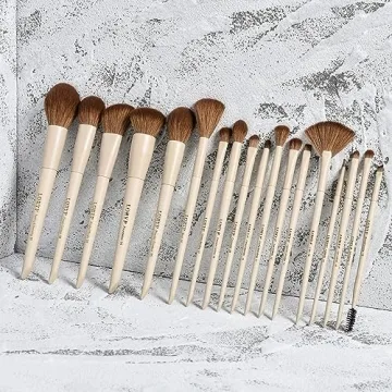 LORYP 18 Piece Makeup Brush Set with Travel Holder