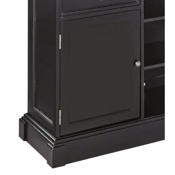 Stunning homestyles Bar with Oak Finish - Perfect for Entertaining!