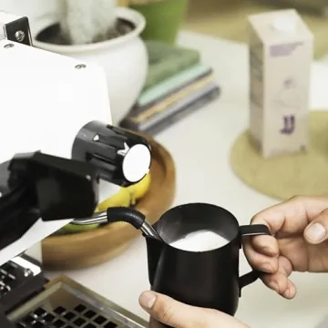 Minor Figures Organic Oat Milk - Barista Quality - Vegan - 32 Oz - 6 Pack