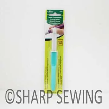 Clover Amour Crochet Hook 12mm for Comfortable Crocheting