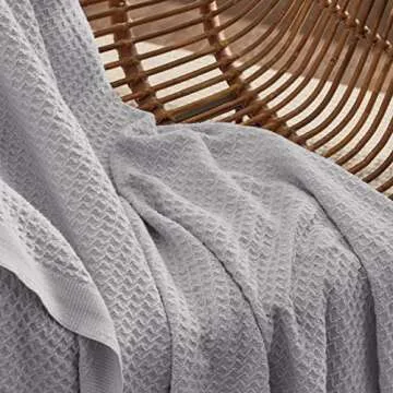 Cotton Waffle Weave Blanket Queen Size for All Year Comfort