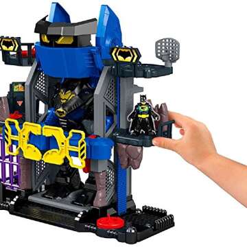 Fisher-Price Imaginext DC Super Friends Robo Batcave