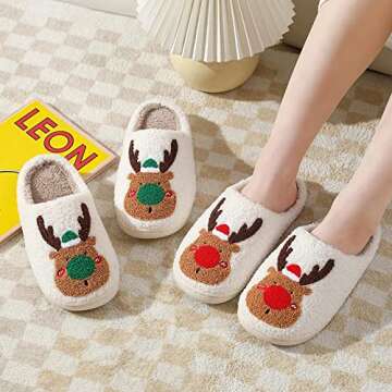 Qubuwalk Christmas Slippers Santa Reindeer Slippers Soft Plush Fuzzy Slippers Cozy House Slippers for Women Men Indoor Outdoor Shoes