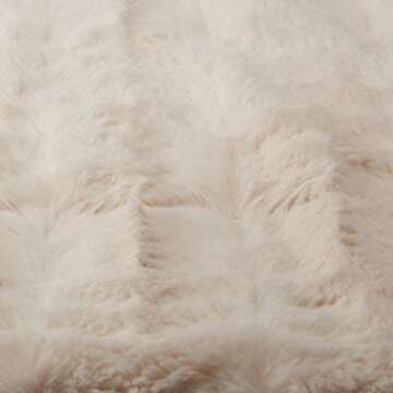 Amazon Basics Faux Fur Throw Blanket - Luxurious 63x87 Inch Comfort