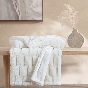 Stassie Faux Fur Throw Blanket - Chic and Cozy Comfort