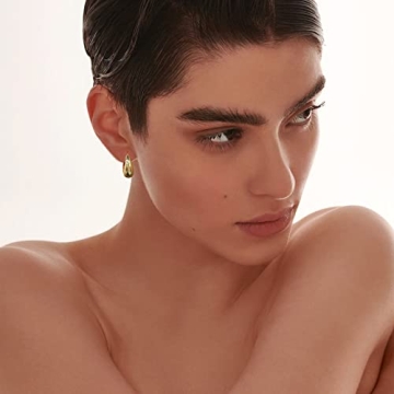 YUJIE 18K Golden Small Chunky Huggie Hoop Earrings