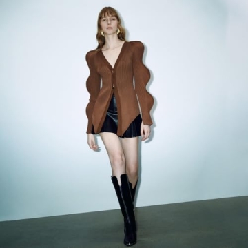 URBAN REVIVO Women's Chic Cardigan for Every Occasion