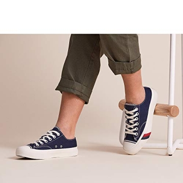 Comfortable PRO-Keds Men's Royal Lo Lace Up Sneakers