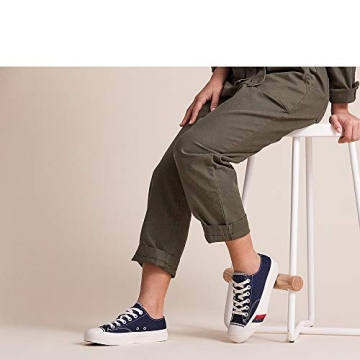 Comfortable PRO-Keds Men's Royal Lo Lace Up Sneakers
