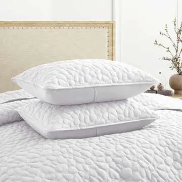 Quilt Bedding Set Queen Size - Lightweight Quilt Set Summer Farmhouse White, Soft Bedding Bedspread Coverlet Modern Quilt with 2 Pillow Shams for Bedroom Home Bed All Season (Queen, White)