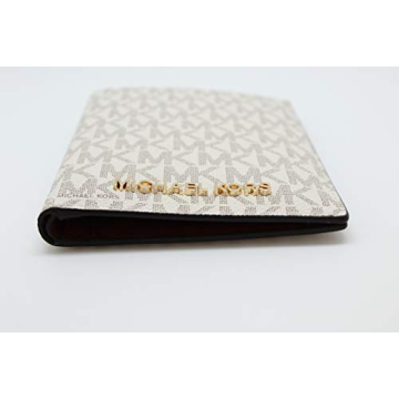 Michael Kors Jet Set Travel Medium Passport Case in Vanilla