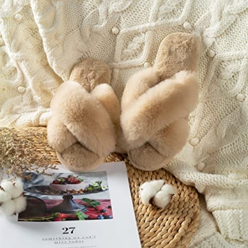 Comfortable Parlovable Women's Fuzzy Cross Band Slippers