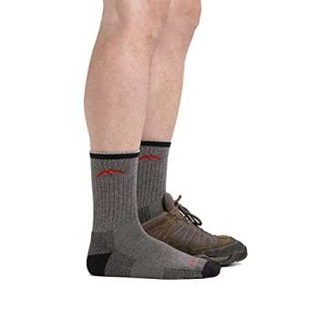 Darn Tough Coolmax Micro Crew Cushion Socks - Men's (Gray/Black, Medium)