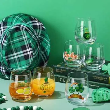 Zhehao 12 Pcs St Patrick's Day Wine Glass 12oz Shamrock Stemless Wine Glasses St Patrick's Day Stemless Glass Happy St Patrick's Day Tumbler Cups Drinking Cups for Party Event Gifts