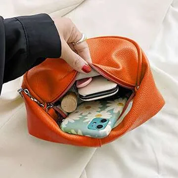 Small Shoulder Handbag for Women Fashion Mini Soft Crossbody Bag Lightweight Clutch Purse with Chain