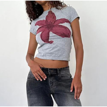Trendy Y2K Floral Graphic Tee for Women - Casual Comfort