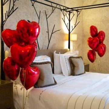 25 Red Heart Shape Foil Balloons for Celebrations