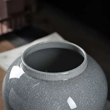 CHUANGRUN Ceramics Jar, Ceramic Flower Pot Porcelain Green Ginger Jar with Finial Lid, Flowers Decorative Temple Jar Helmet-Shaped, Ginger Jar Vase for Flowers