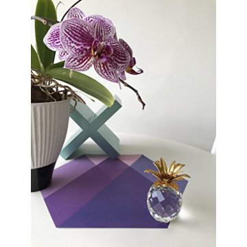 Petunia Vogue Paper Placemats for Stylish Events