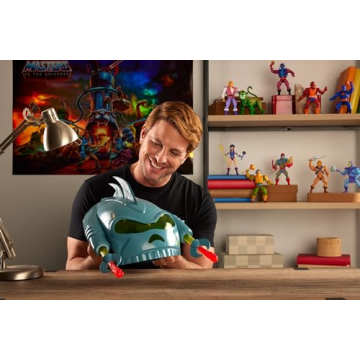 Masters of the Universe Origins Collector Vehicle Playset with Grip & Claw Accessories, Toy Car Fits 3 Motu 5.5-inch Action Figures