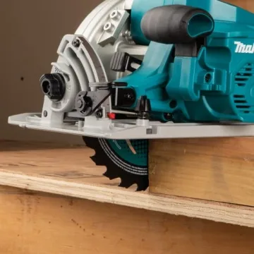 Makita XSH06Z 18V Cordless Circular Saw for Professionals