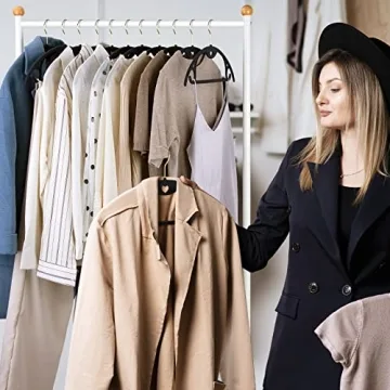 ESEOE Velvet Clothes Hangers - 50 Pack No Slip Space Saver