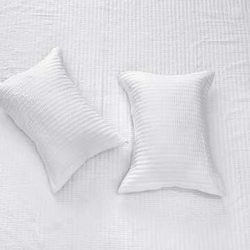 Great Bay Home King Quilt Bedding Set, 3-Piece Lightweight Summer Channel Stitch Quilt Set with Shams, Ultra Soft White Bedspreads, Quilted Bedding Coverlets for All Seasons