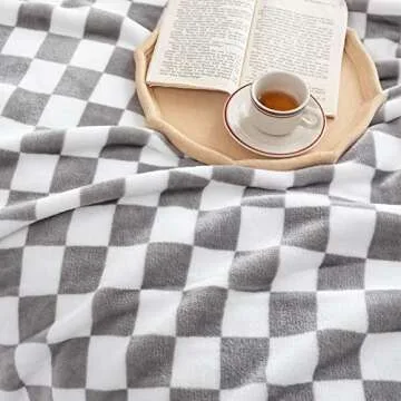LOMAO Checkerboard Flannel Throw Blanket - Soft & Cozy
