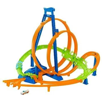 Hot Wheels Toy Car Track Set Action Epic Crash Dash with 1:64 Scale Vehicle & 5 Action Zones, Powered by Motorized Booster