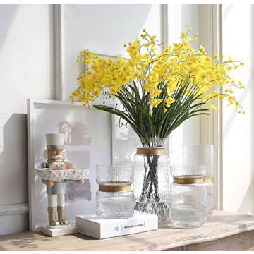 Vases Cylinder Clear Hammered Glass Flower Arrangement Vase Retro Rusty Brass Gold Band Decor Dining Table Centerpieces Gifts for Wedding Housewarming Party，7.9'' H x 5.4'' D