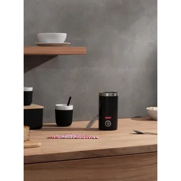 Bodum Bistro 10oz Electric Milk Frother - Elevate Drinks at Home