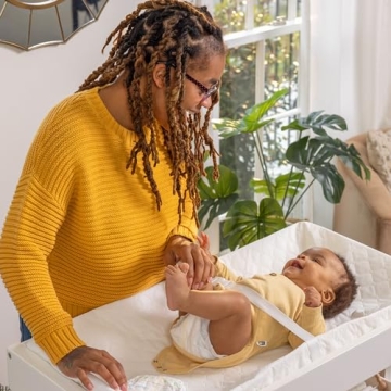 Summer by Ingenuity 4-Sided Changing Pad – Durable Quilted Changing Pad Made with Waterproof Material, Includes Infant Safety Belt with Quick-Release Buckle