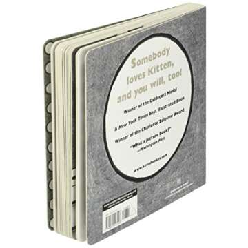 Kitten's First Full Moon Board Book: A Caldecott Award Winner