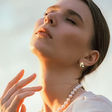 Chunky Gold Hoop Earrings Stylish and Hypoallergenic