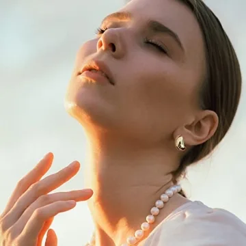 Chunky Gold Hoop Earrings Stylish and Hypoallergenic