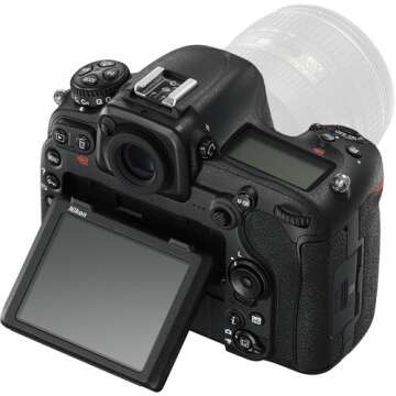 Nikon D500 Digital SLR with 4K Video and 20.9MP Sensor