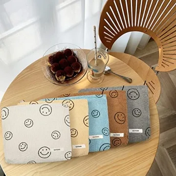 GUTGNK Makeup Bag - Stylish Corduroy Organizer for Women