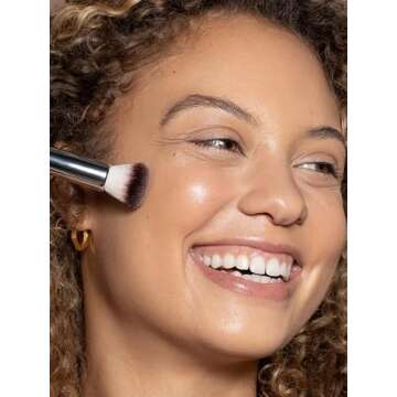 ILIA - Complexion Brush | Non-Toxic, Vegan, Cruelty-Free, Multi-Use Brush With White Wood Handle + Soft, Synthetic Bristles