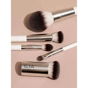 ILIA - Complexion Brush | Non-Toxic, Vegan, Cruelty-Free, Multi-Use Brush With White Wood Handle + Soft, Synthetic Bristles